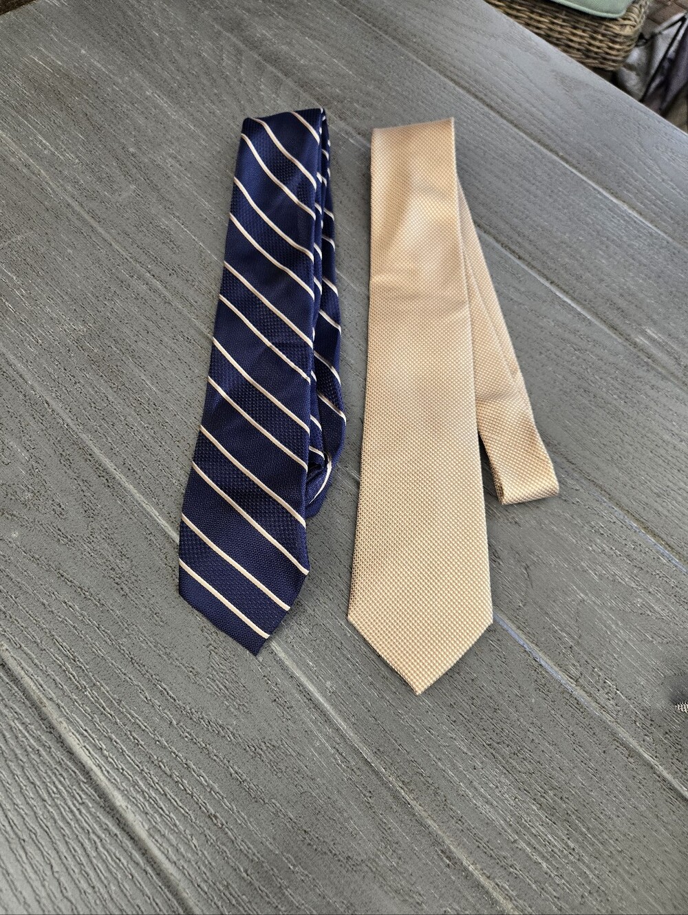 Michael Kors Men's Gold Silk Tie & Navy Stripe Polyester Tie